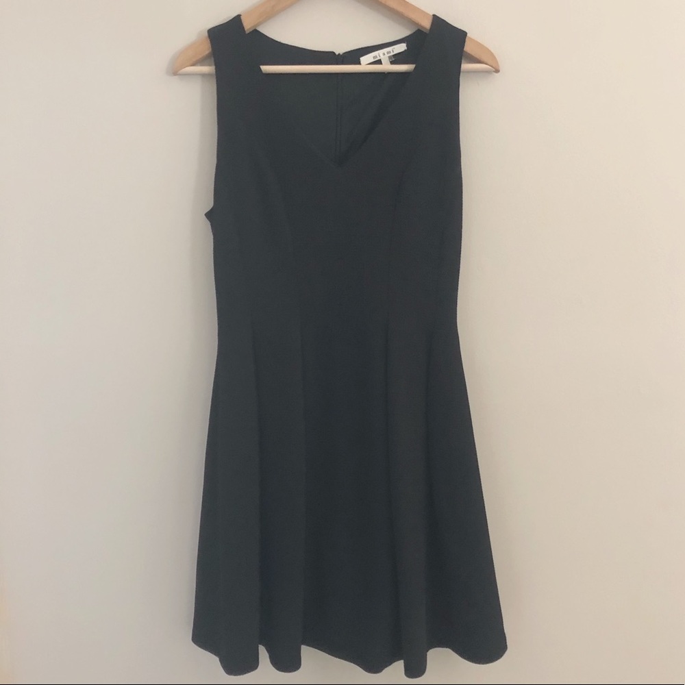Black Sleeveless A-Line Dress